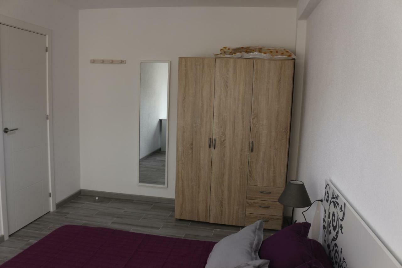 Temporary Alicante Hm ภายนอก รูปภาพ